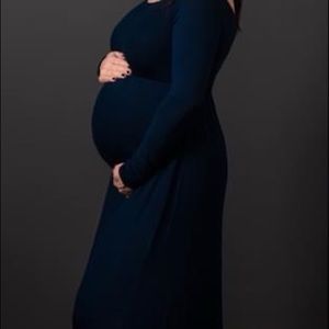 PINKBLUSH maternity photo shoot dress